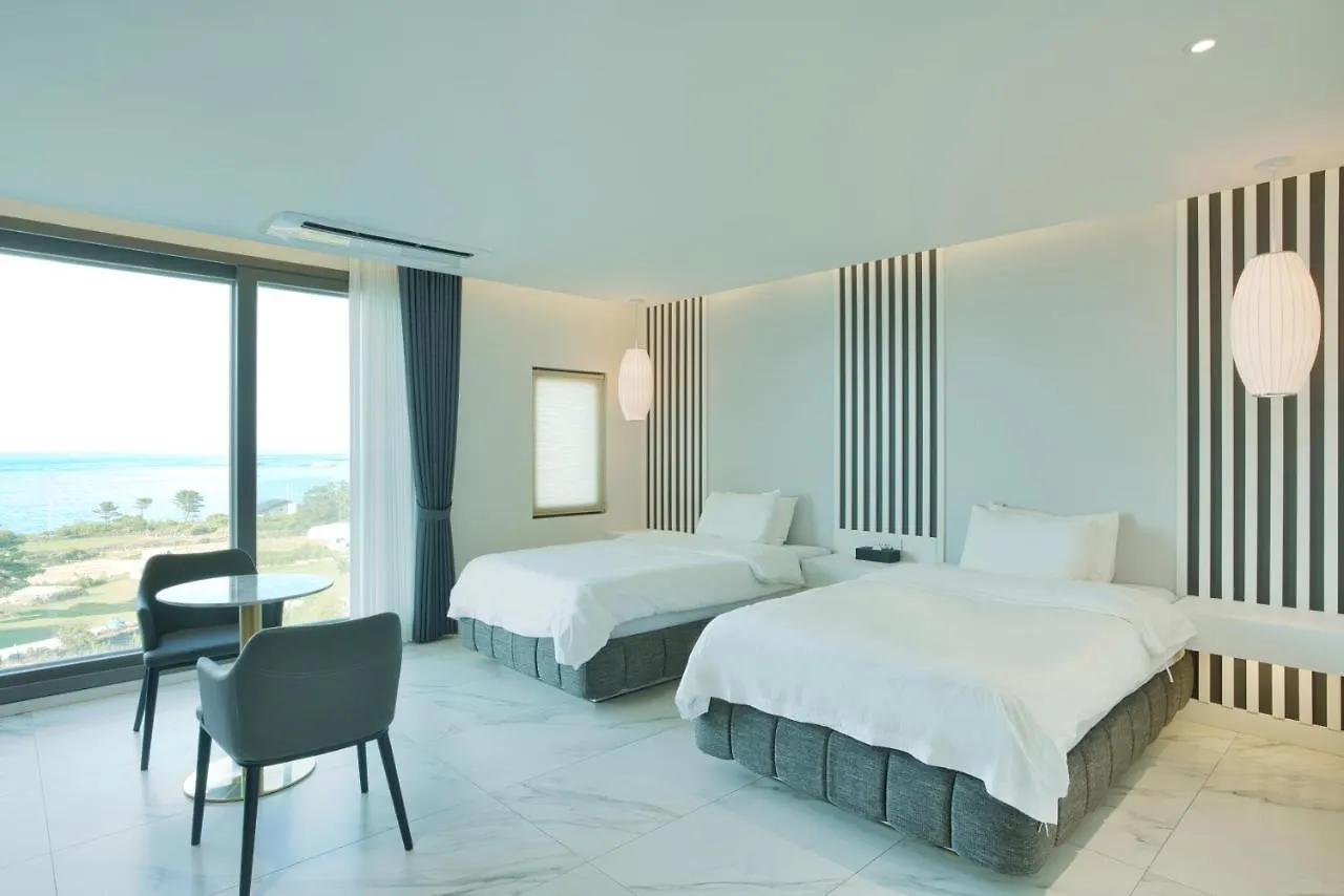 *** Hotel Villa De Aewol Jeju South Korea