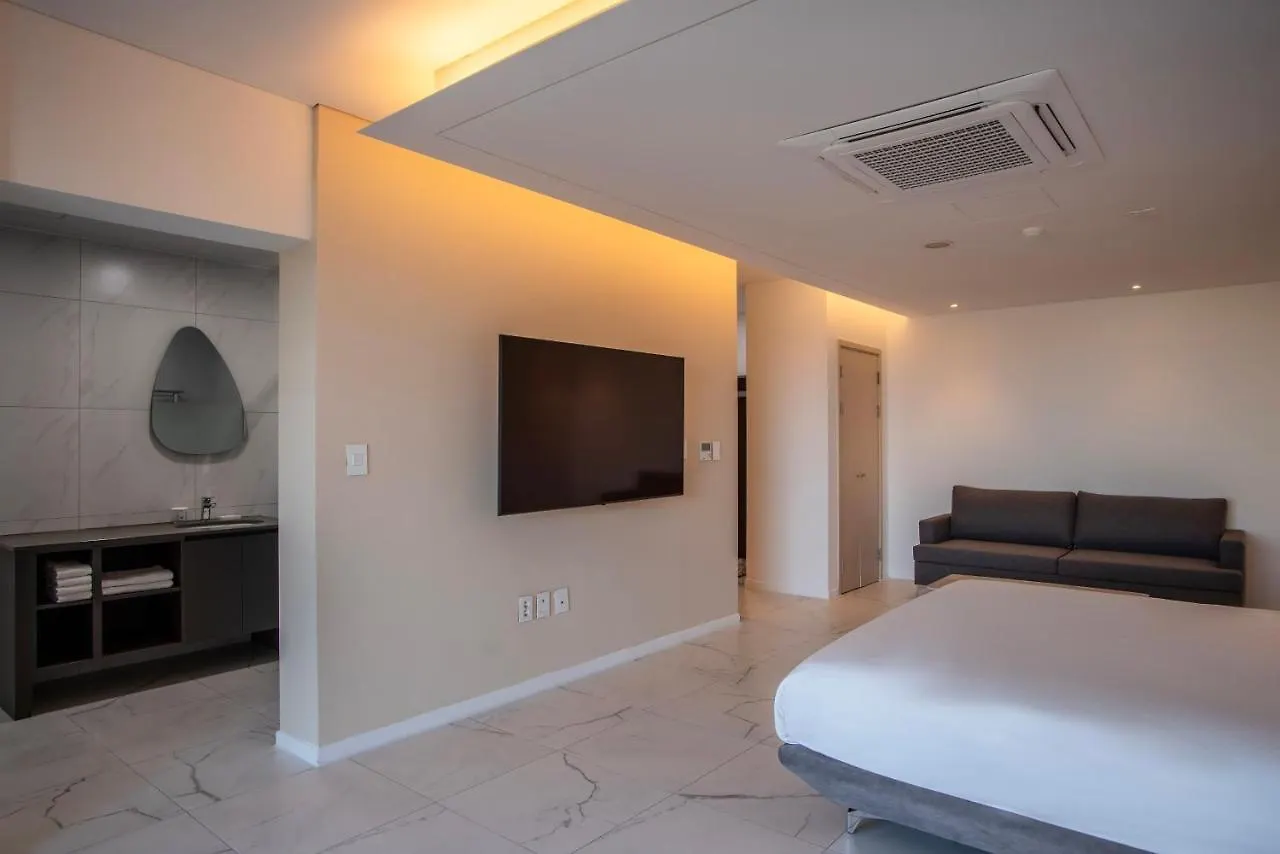 Hotel Villa De Aewol Jeju