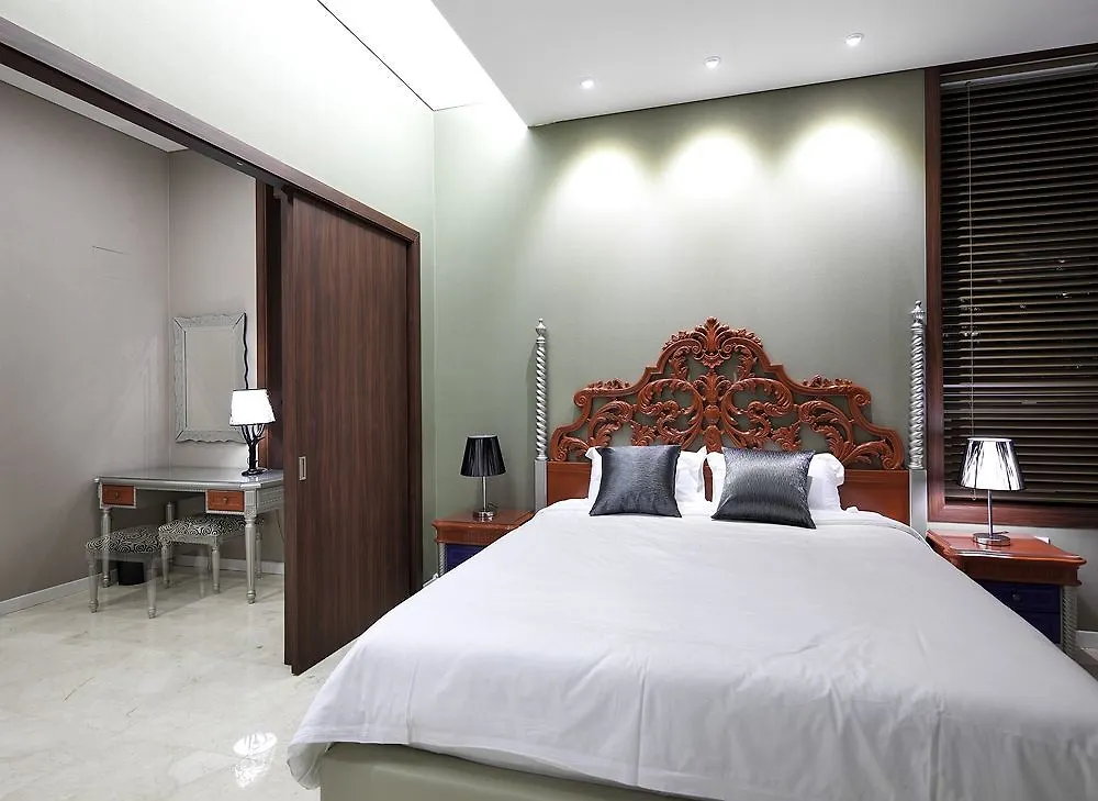 Villa De Aewol Jeju 3*,