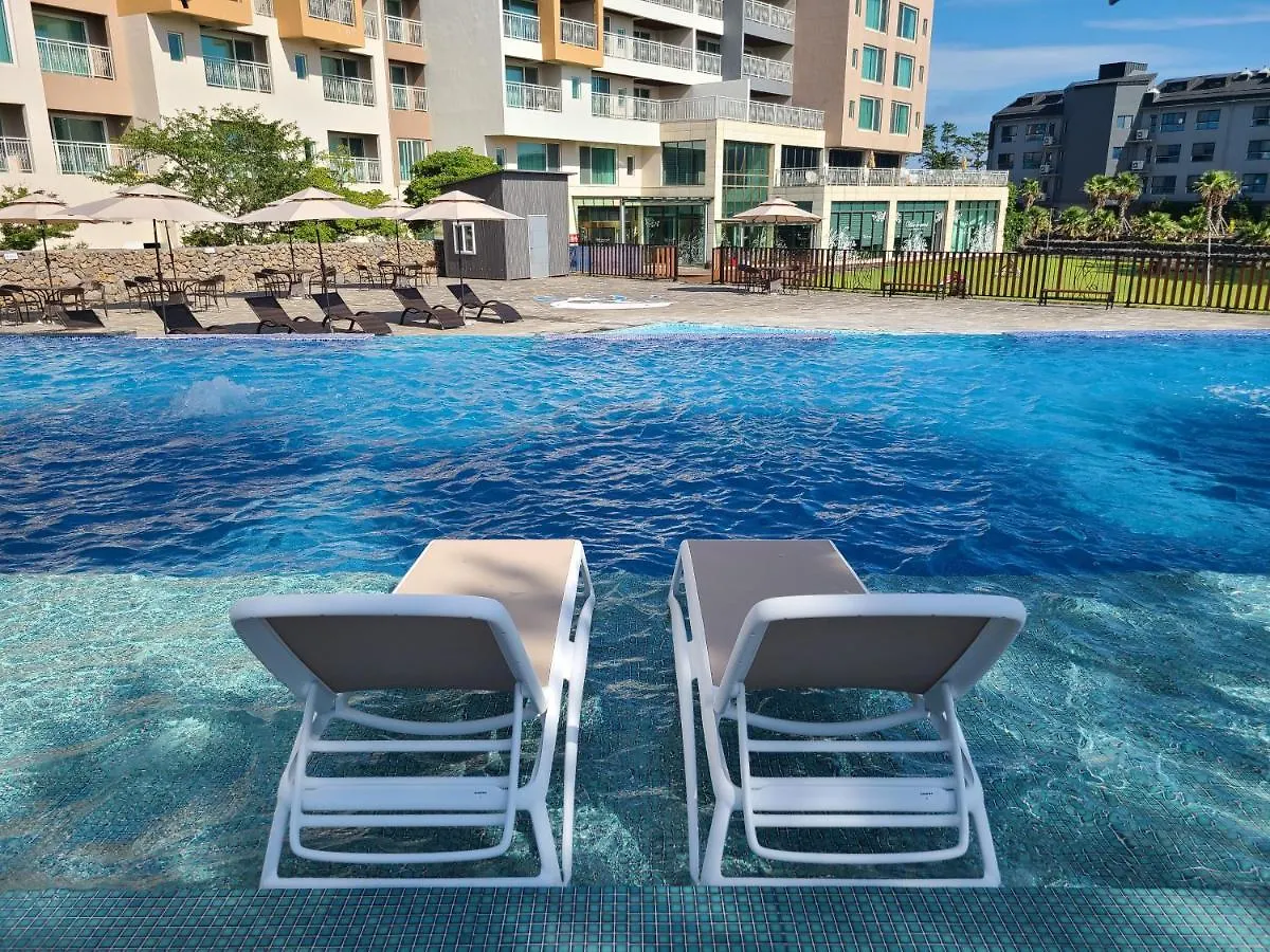 Villa De Aewol Jeju Hotel